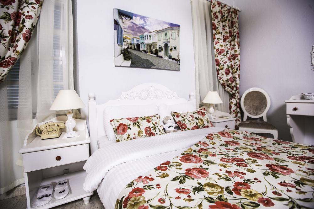 The White Hotel Alacati Exterior photo